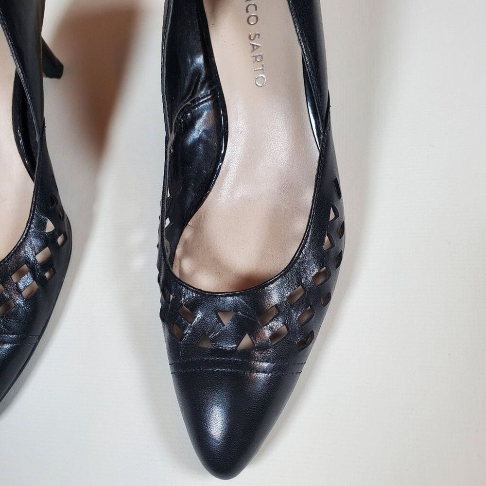 Franco Sarto Heels 7.5 Black Leather Almond Toe Shoes 2.5" Classic Slip-on Pumps - Picture 5 of 9